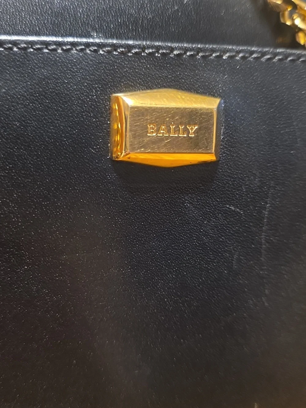 Bally Vintage Black Leather Chain Shoulder Bag - Picture 8 of 16